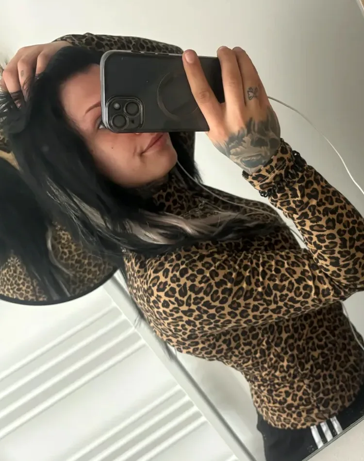 Fatma, 20