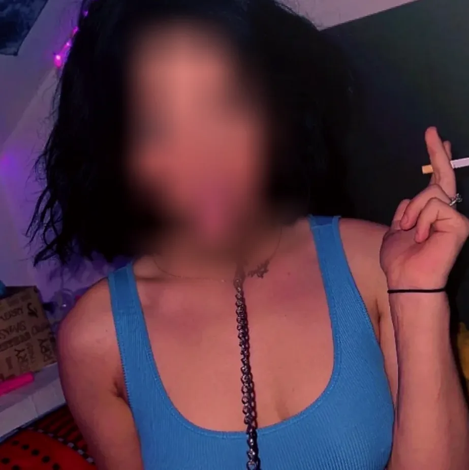 Frieda, 23