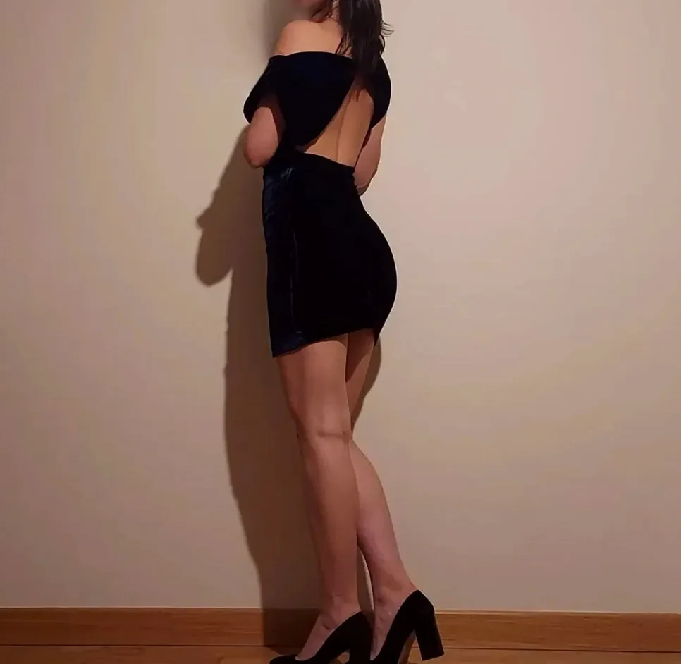 Katrin, 29